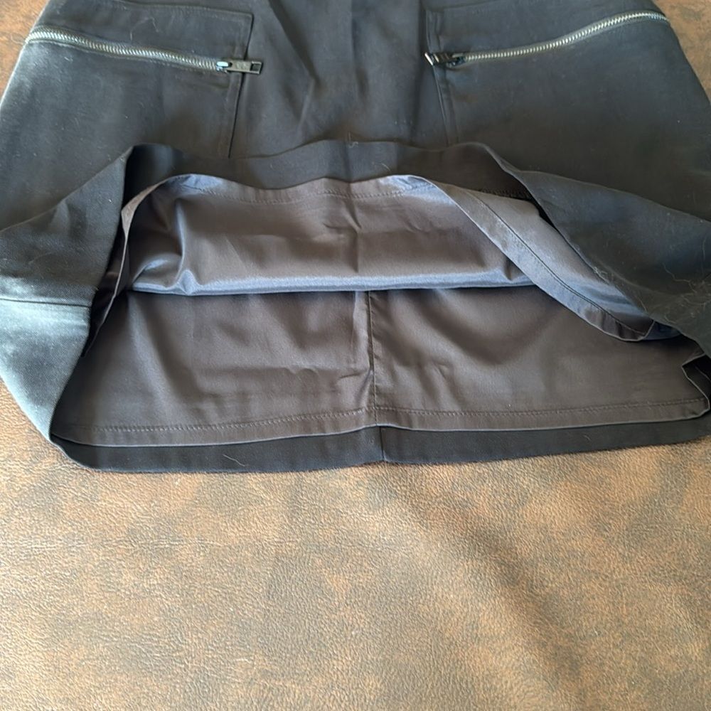 NWOT DKNY Frosted Twill Zip Cargo Pocket Mini Skirt - Picture 6 of 10